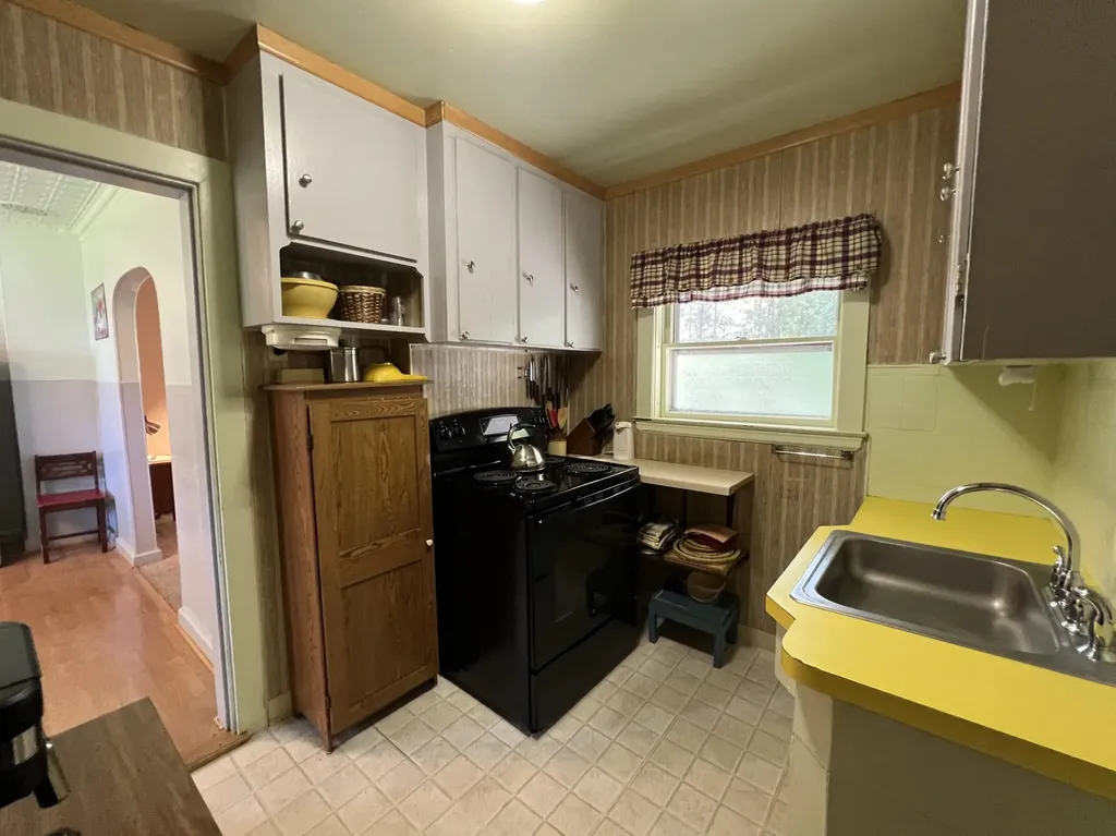 388 Pond Road Lewiston ME 04240