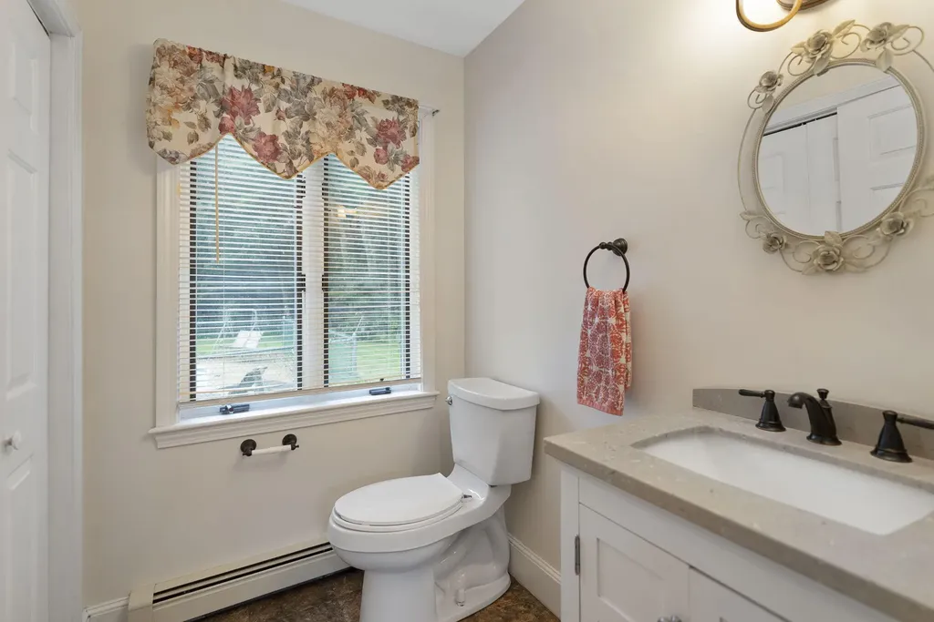 34 Longmeadow Road Scarborough ME 04074