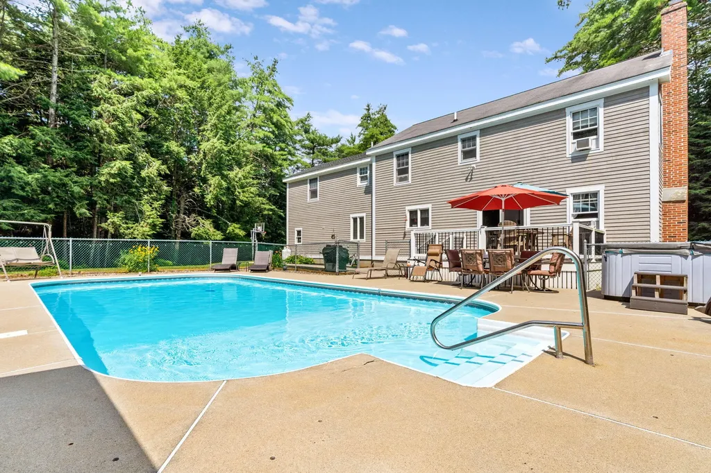 34 Longmeadow Road Scarborough ME 04074