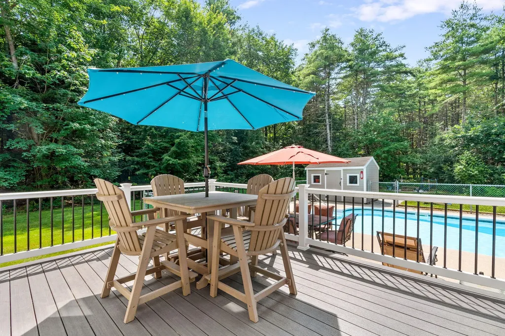 34 Longmeadow Road Scarborough ME 04074