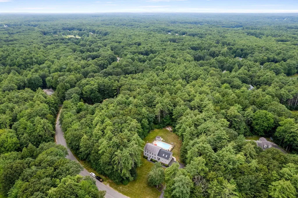 34 Longmeadow Road Scarborough ME 04074