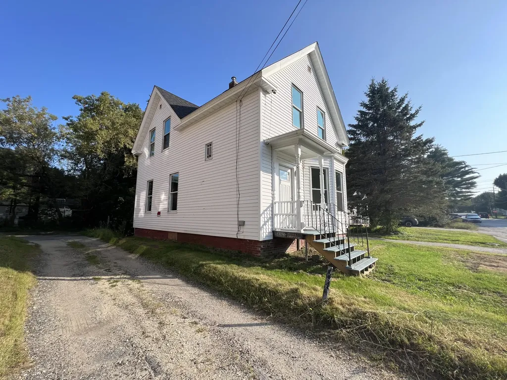 13 Orange Street Lewiston ME 04240