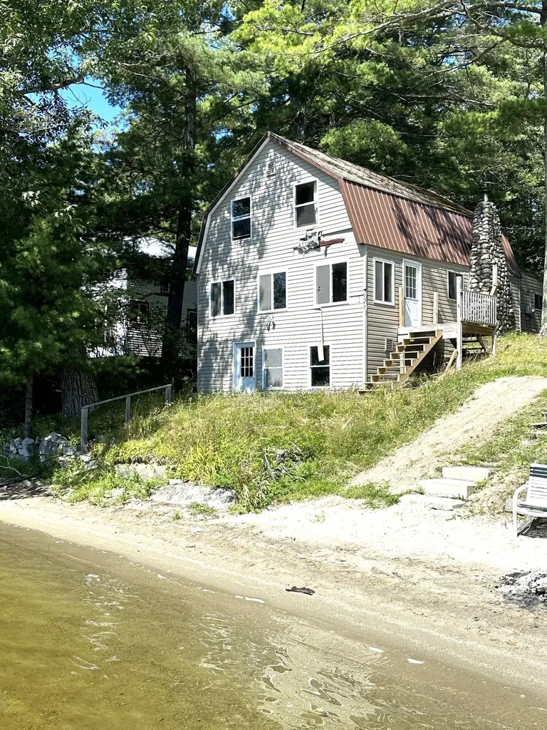 15 Mitchell Lane Smithfield ME 04978