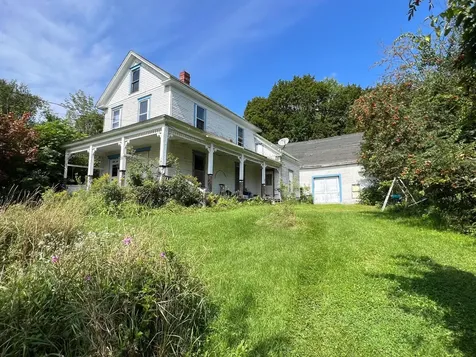 38 Lincoln Street Dexter ME 04930