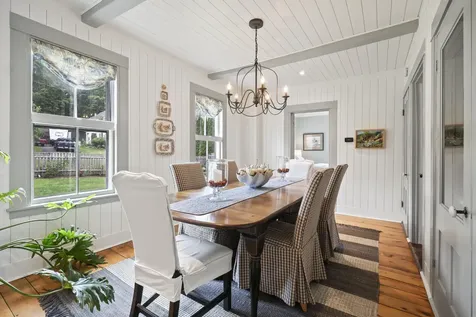 18 Federal Street Wiscasset ME 04578