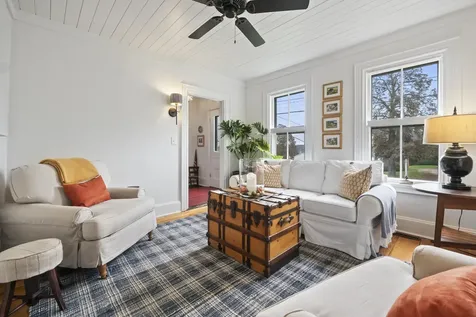 18 Federal Street Wiscasset ME 04578