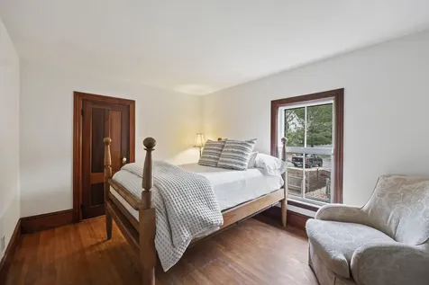 18 Federal Street Wiscasset ME 04578