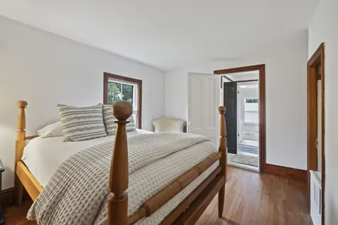 18 Federal Street Wiscasset ME 04578