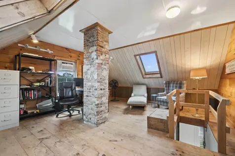 18 Federal Street Wiscasset ME 04578