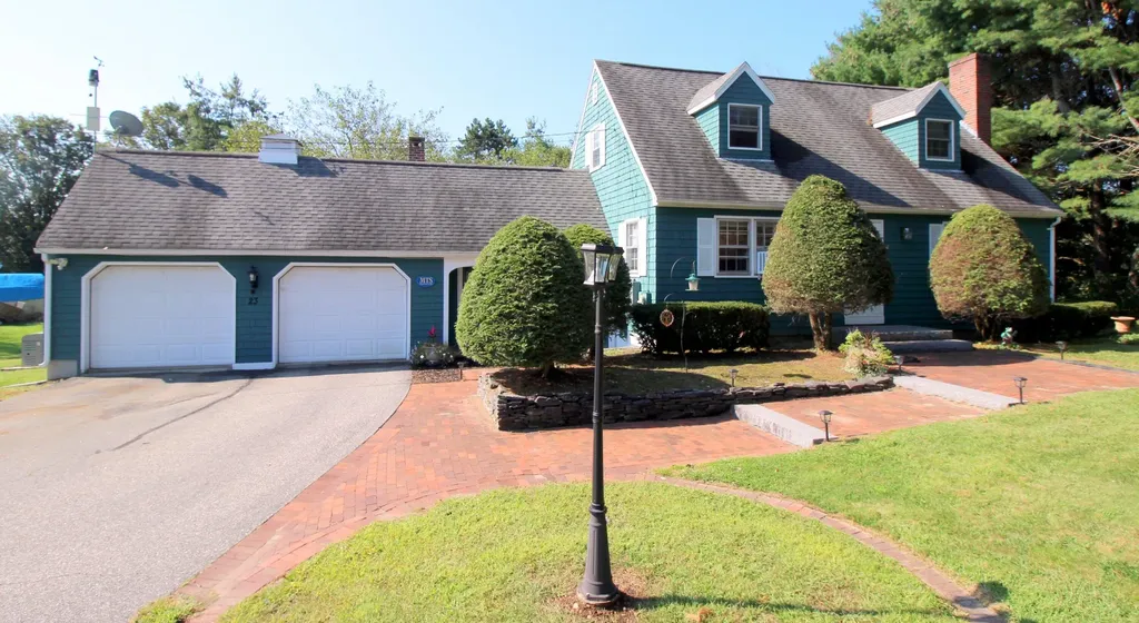 23 Wendy Way Saco ME 04072