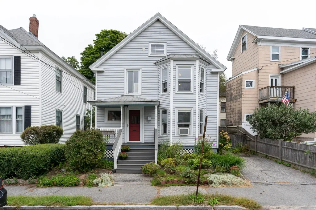 9 Alba Street Portland ME 04103