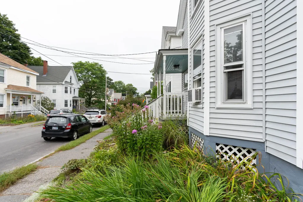 9 Alba Street Portland ME 04103