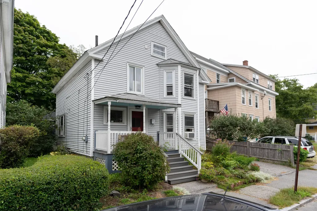 9 Alba Street Portland ME 04103