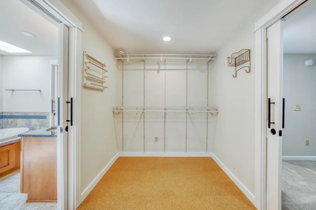 8 Cromwell Drive Orono ME 04473