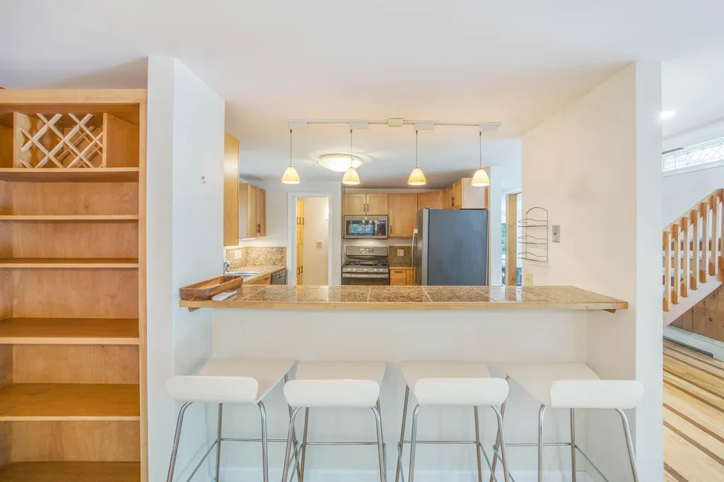 8 Cromwell Drive Orono ME 04473