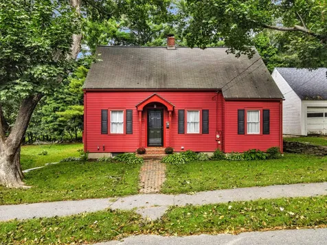 11 Fairview Avenue Augusta ME 04330
