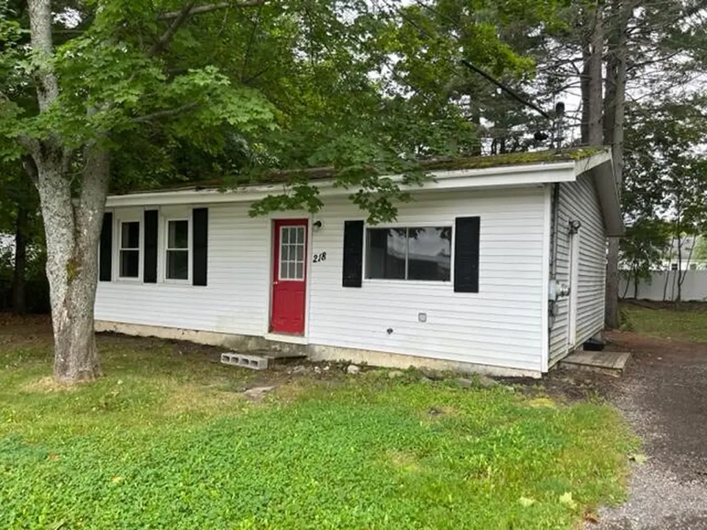 218 Larkin Street Bangor ME 04401