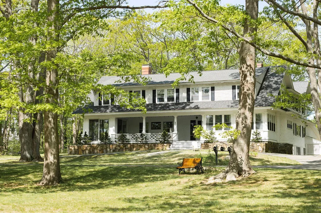 610 York Street York ME 03911