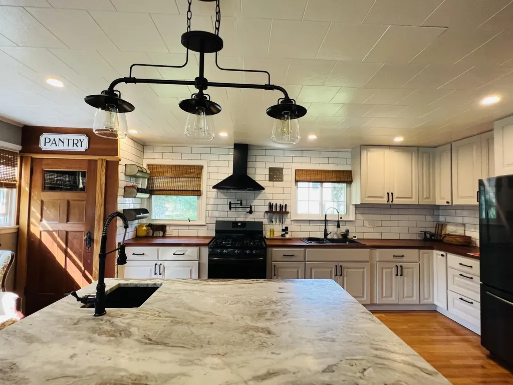154 Clark Avenue Bangor ME 04401