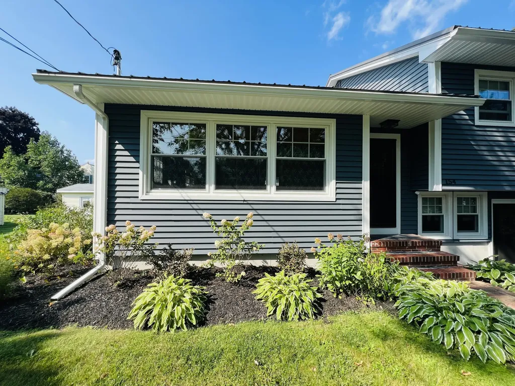 154 Clark Avenue Bangor ME 04401