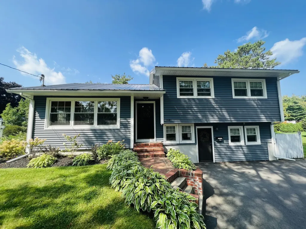 154 Clark Avenue Bangor ME 04401