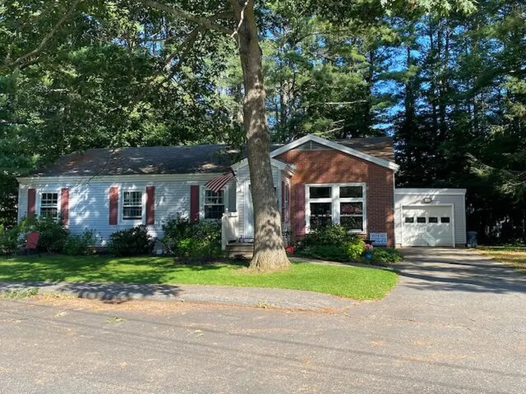 55 Intrepid Street Brunswick ME 04011