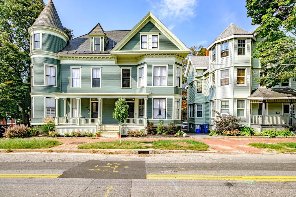 519 Cumberland Avenue Portland ME 04101