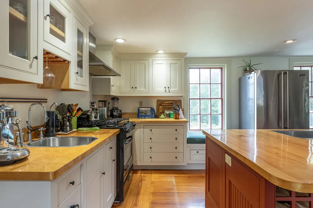 215 Whitney Road Appleton ME 04862