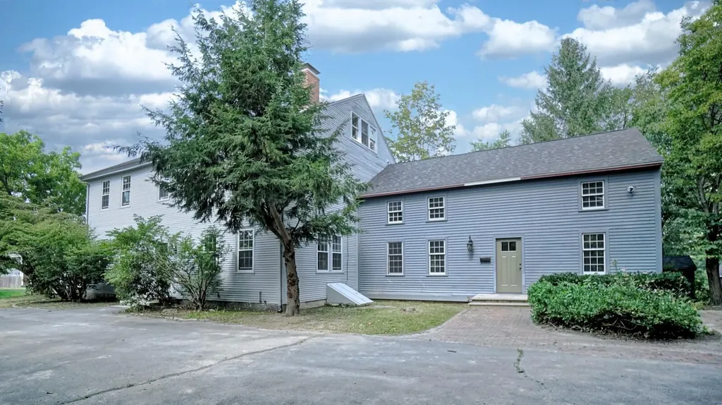 847 Gray Road Gorham ME 04038