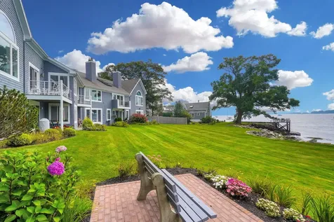 52 Mcfarland Point Drive Boothbay Harbor ME 04538