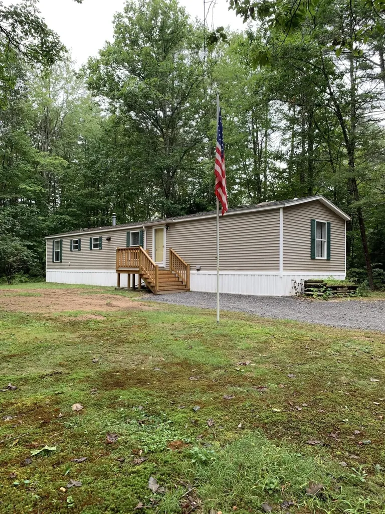 118 Upper Middle Road Lebanon ME 04027