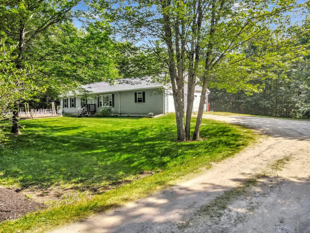 38 Marnav Drive Richmond ME 04357