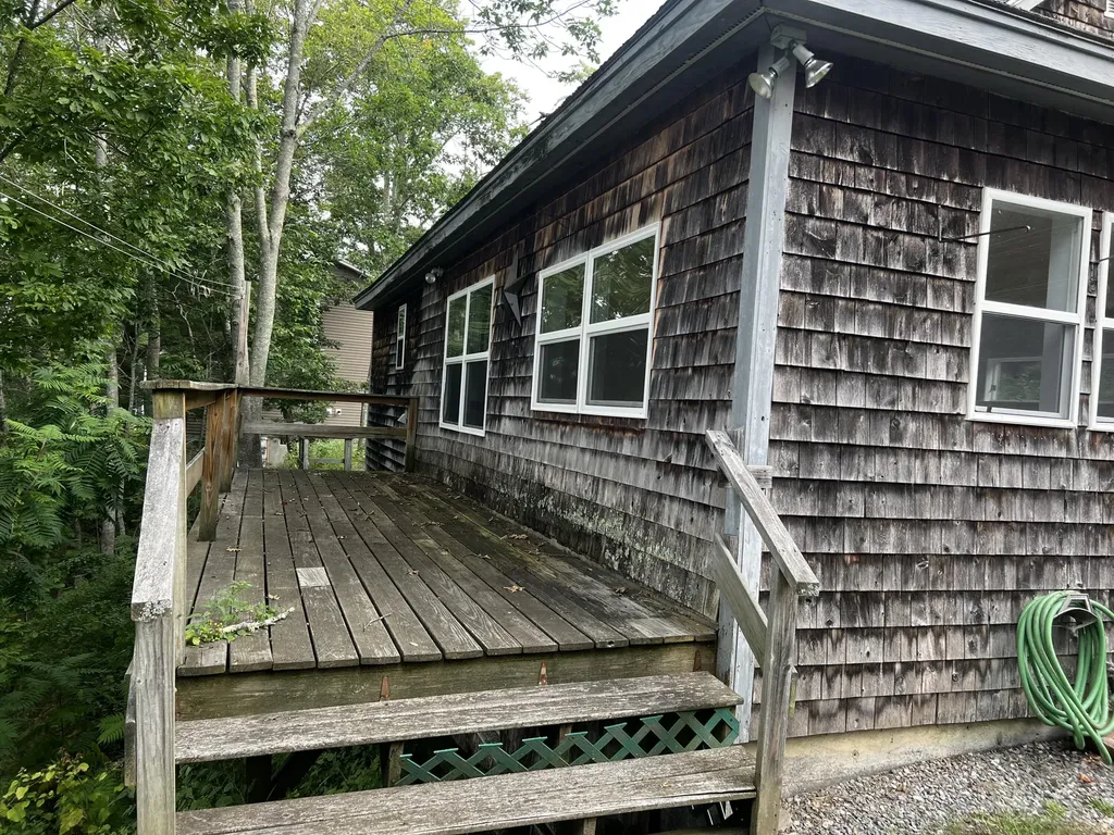 618 Gurnet Road Brunswick ME 04011