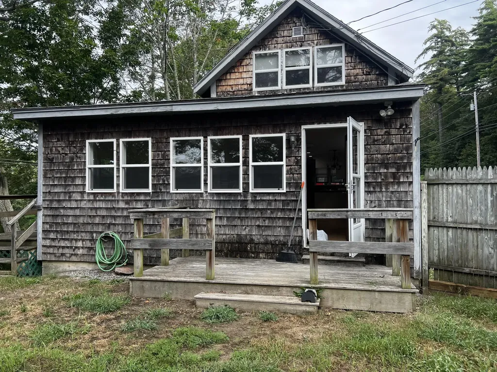 618 Gurnet Road Brunswick ME 04011