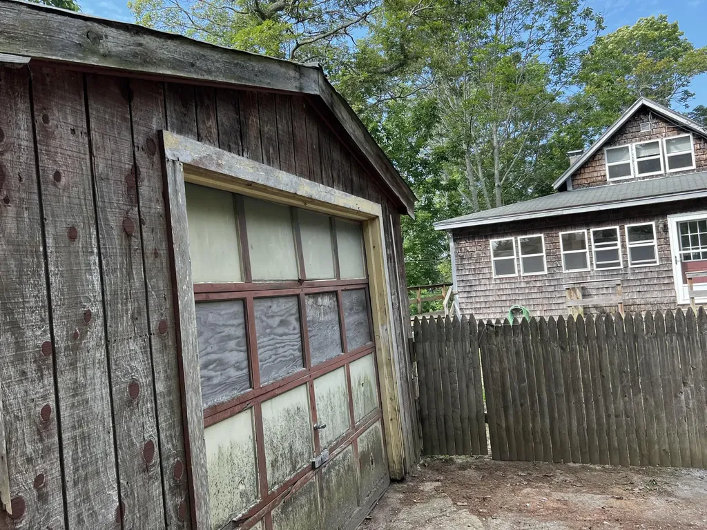 618 Gurnet Road Brunswick ME 04011