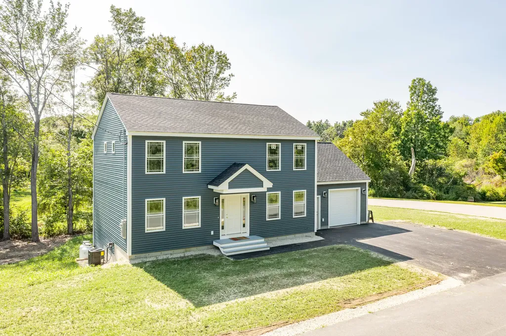 27 Old Mill Road South Berwick ME 03908