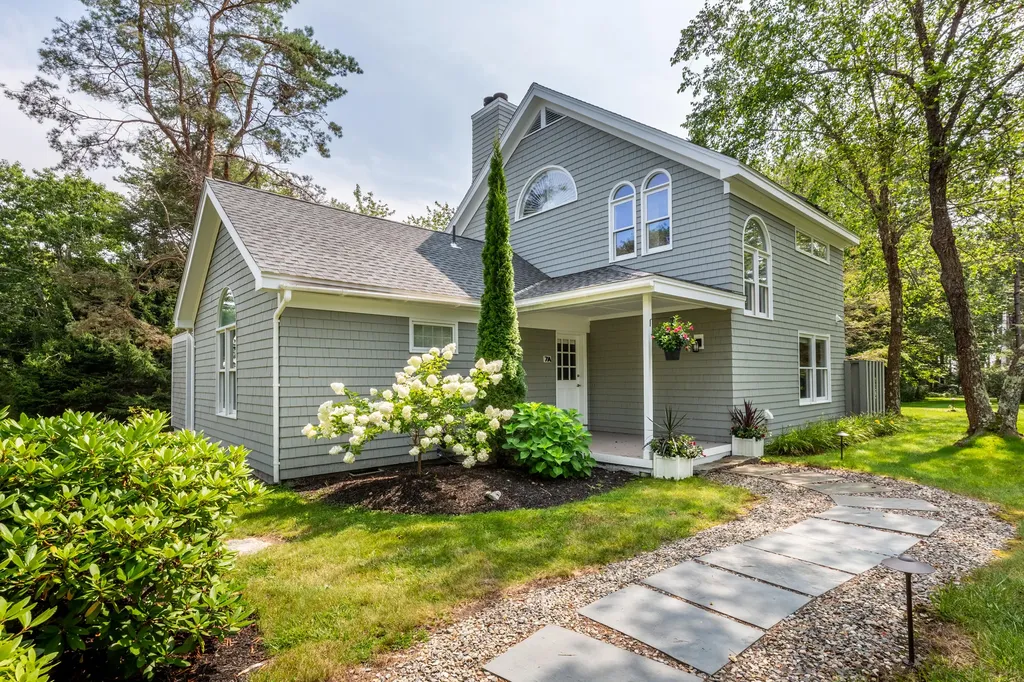 20 Linekin Road Boothbay Harbor ME 04538