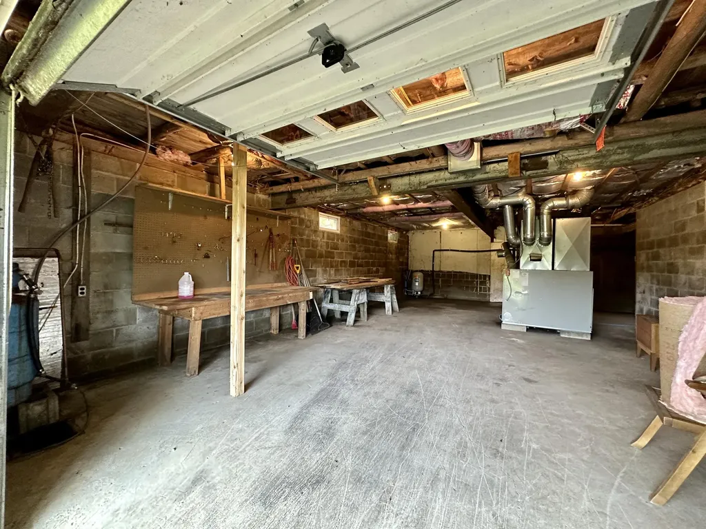 235 Jackman Road Rockwood T1 R1 Nbkp ME 04478