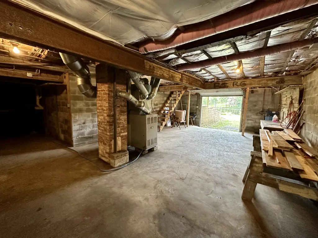 235 Jackman Road Rockwood T1 R1 Nbkp ME 04478