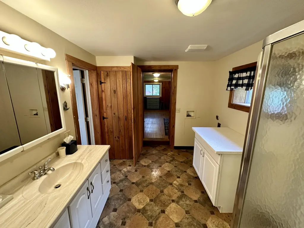 235 Jackman Road Rockwood T1 R1 Nbkp ME 04478