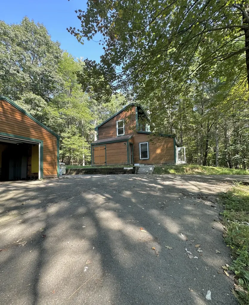 125 Roosevelt Trail Windham ME 04062