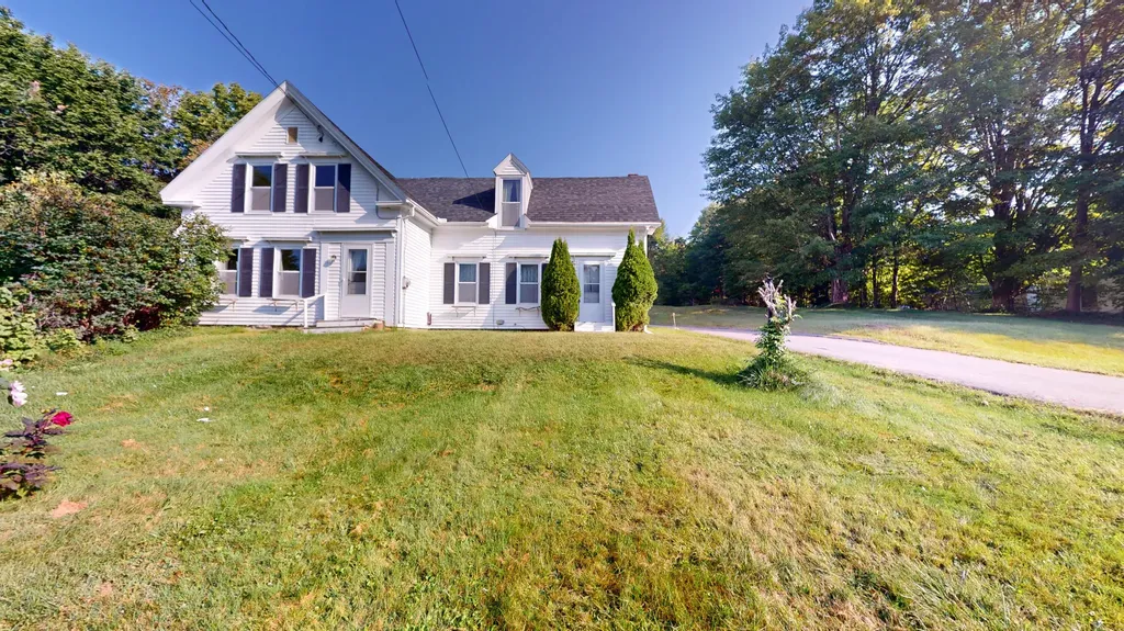 829 Lewiston Road West Gardiner ME 04345