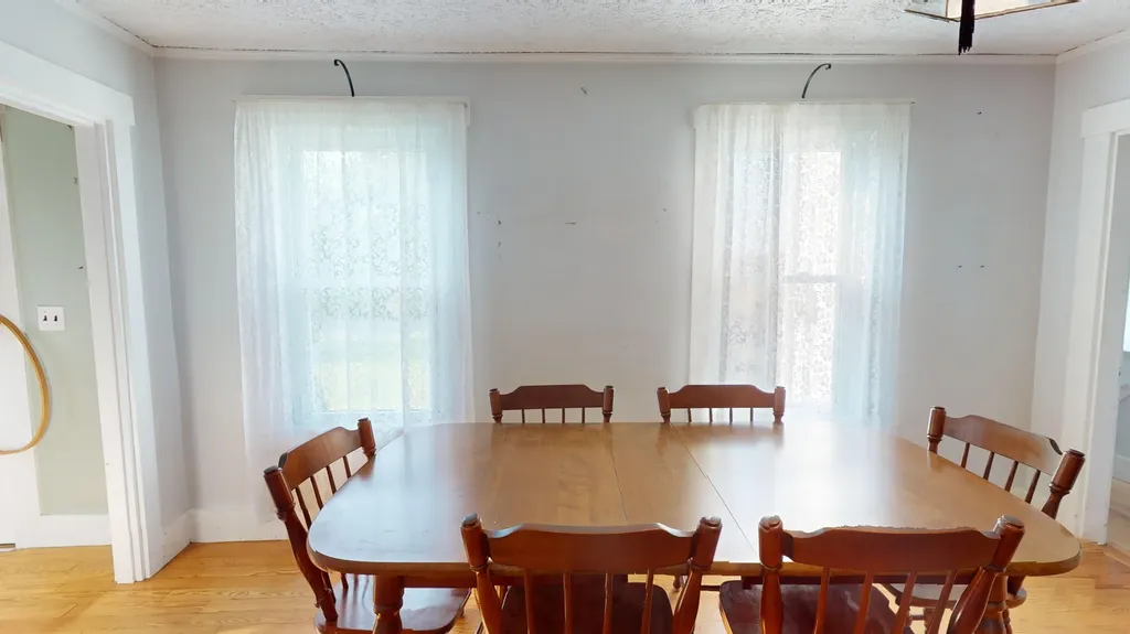 829 Lewiston Road West Gardiner ME 04345