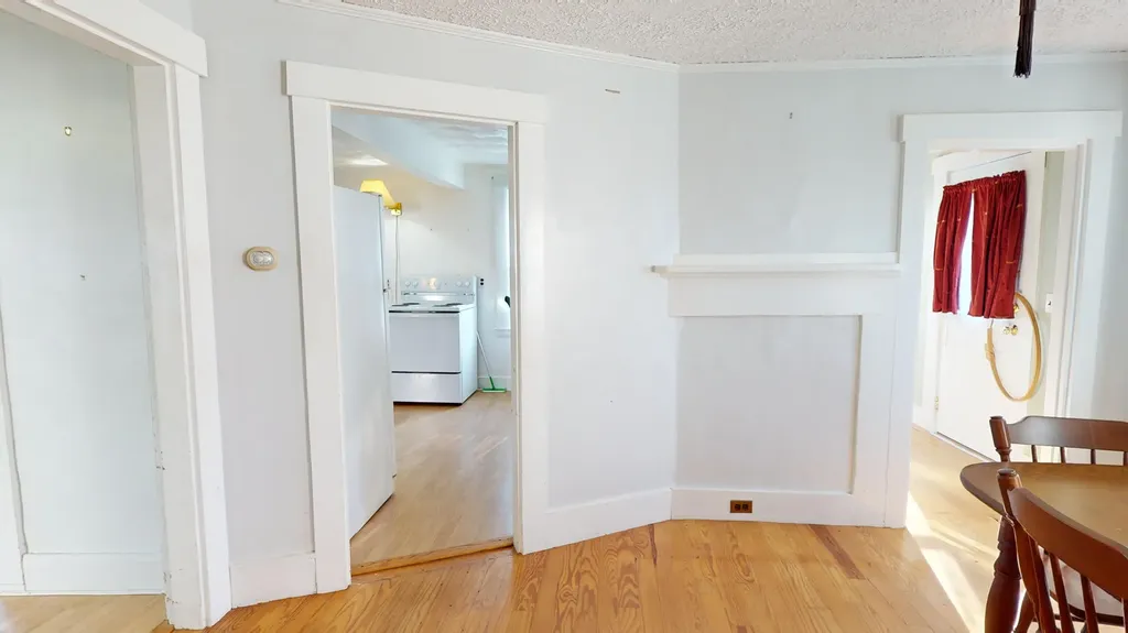 829 Lewiston Road West Gardiner ME 04345