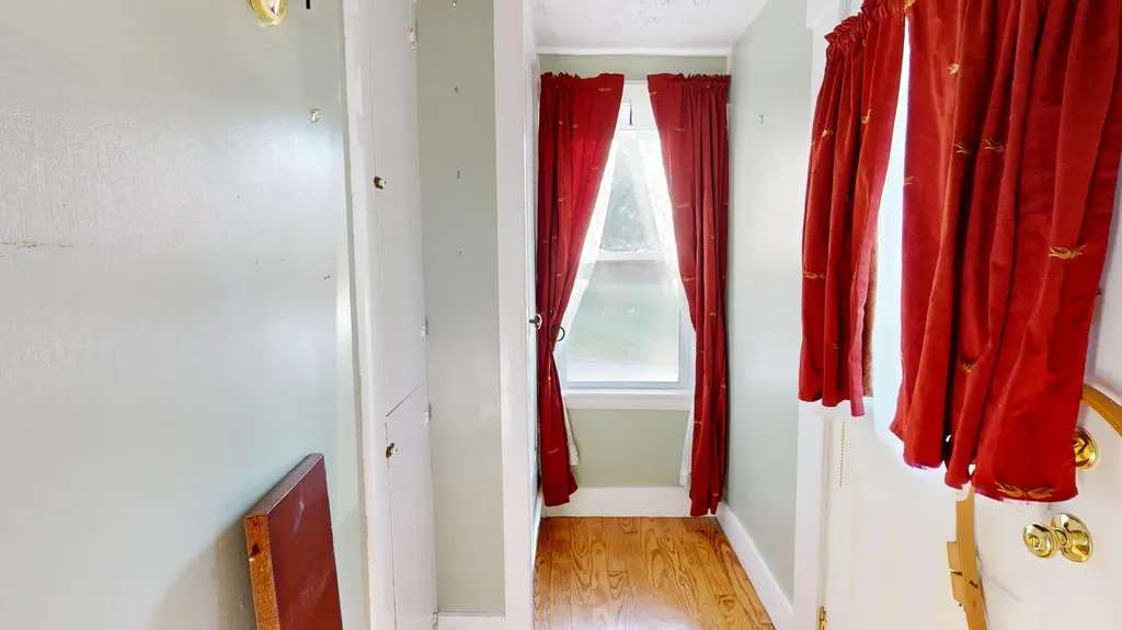 829 Lewiston Road West Gardiner ME 04345