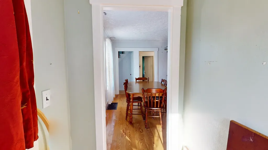 829 Lewiston Road West Gardiner ME 04345