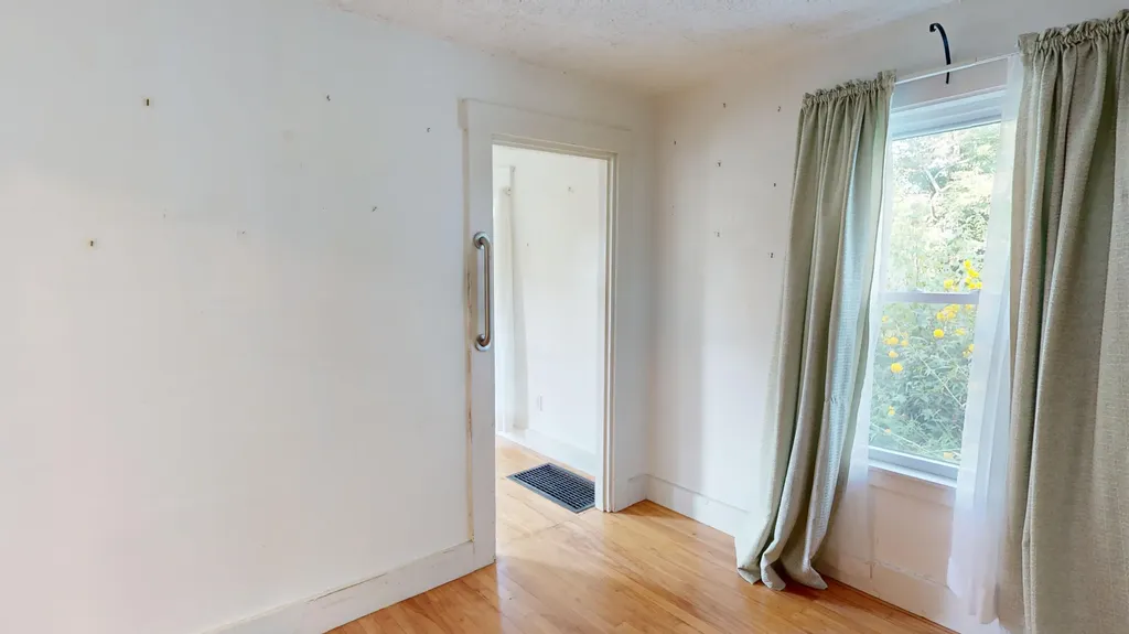 829 Lewiston Road West Gardiner ME 04345