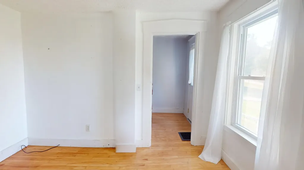 829 Lewiston Road West Gardiner ME 04345