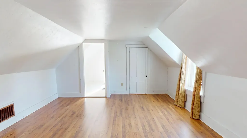 829 Lewiston Road West Gardiner ME 04345