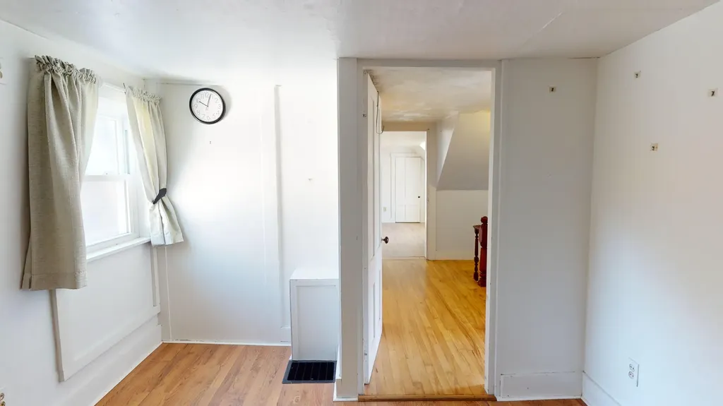 829 Lewiston Road West Gardiner ME 04345